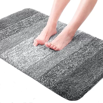 alfombra peluda gris